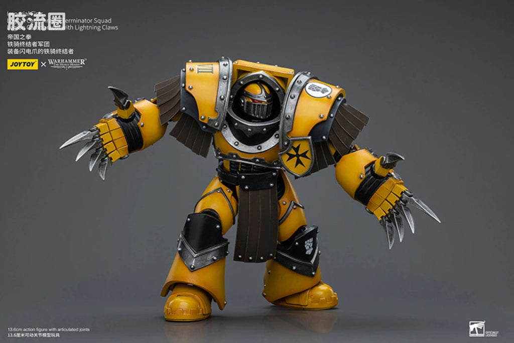 JoyToy Imperial Fists Legion Cataphractii Terminator with Lightning Claws