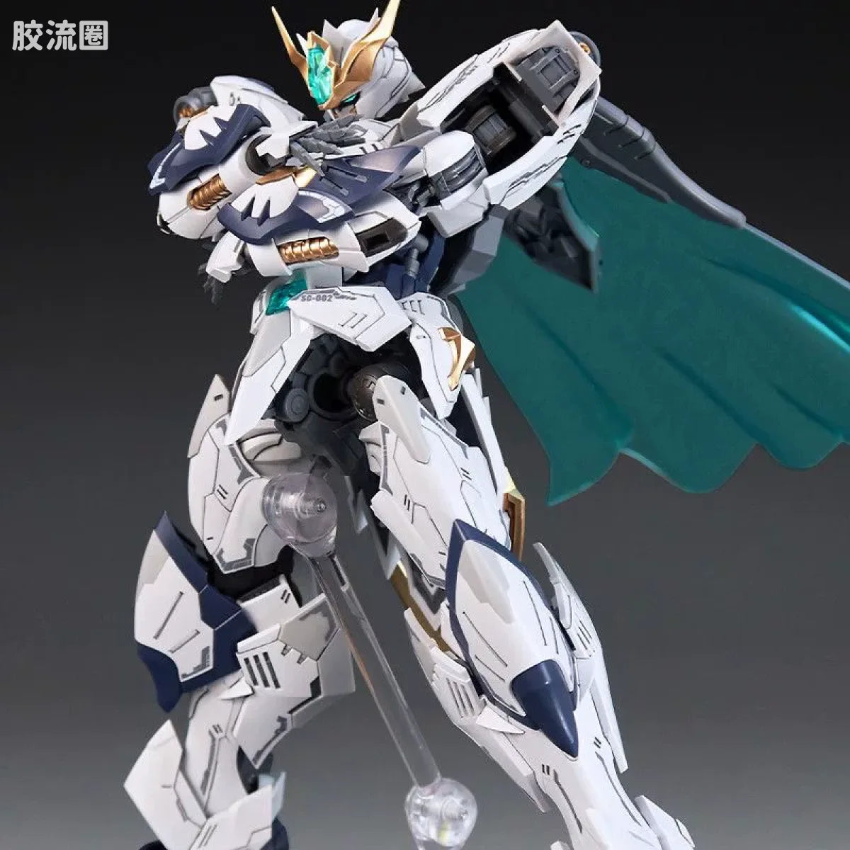 SNAA 1/144 The Round Table Knights SC-002 Titan Greatsword Tristan Model Kit