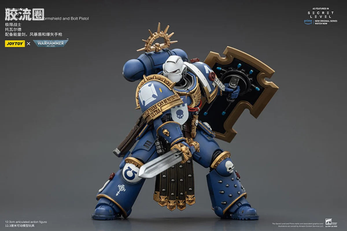 JoyToy Ultramarines Torvald with Power Sword, Stormshield and Bolt Pistol