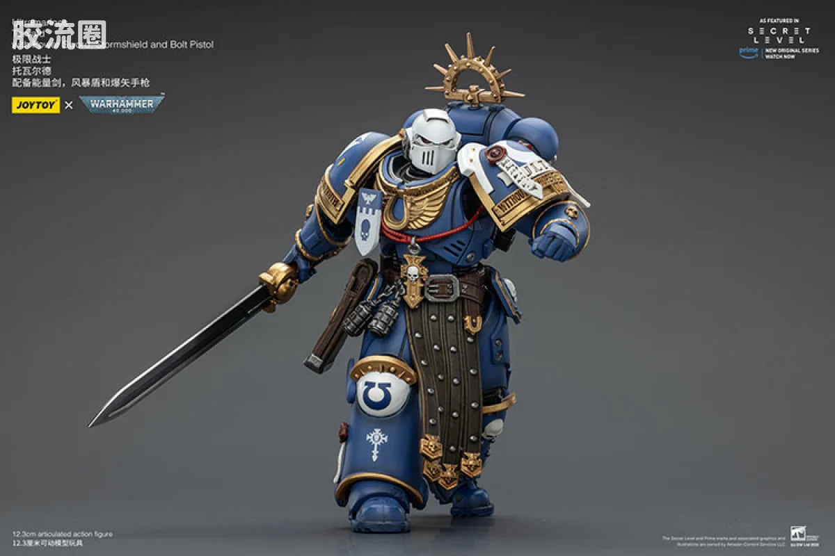 JoyToy Ultramarines Torvald with Power Sword, Stormshield and Bolt Pistol