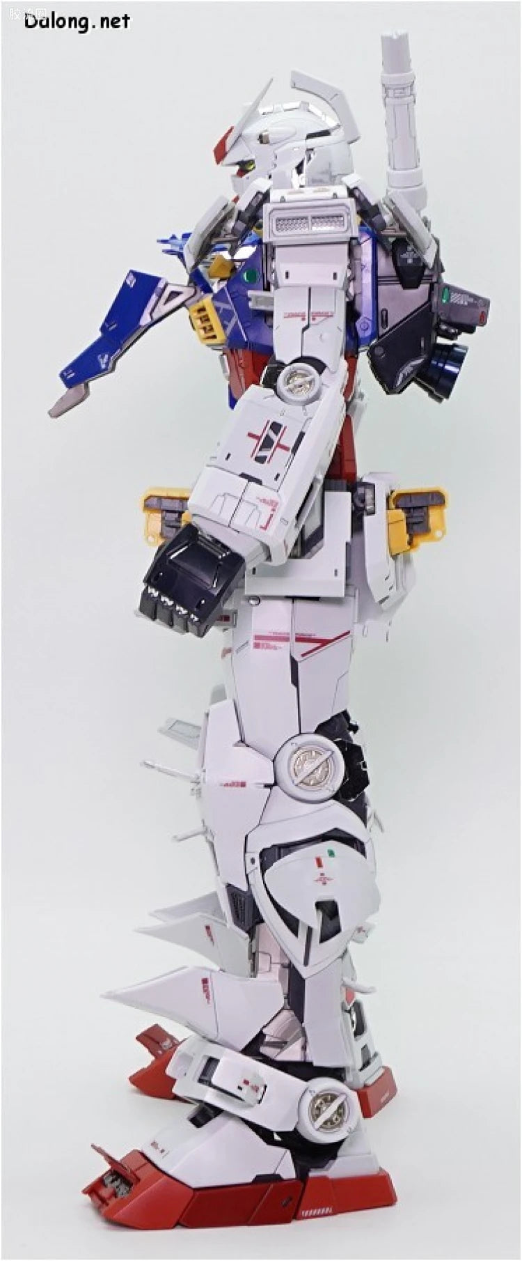Bandai PG UNLEASHED 1/60 RX-78-2 Gundam