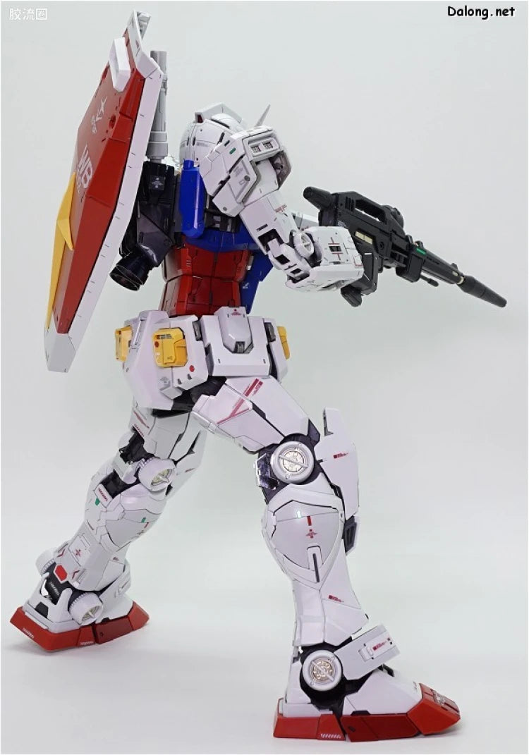 Bandai PG UNLEASHED 1/60 RX-78-2 Gundam