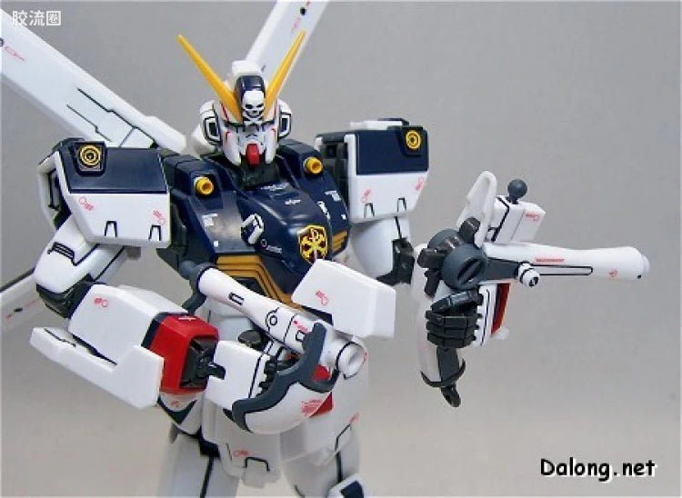 Bandai MG 1/100 XM-X1 Crossbone Gundam X-1 Ver.Ka