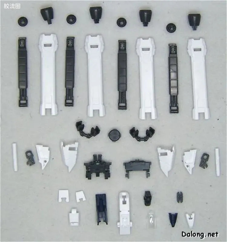 Bandai MG 1/100 XM-X1 Crossbone Gundam X-1 Full Cloth