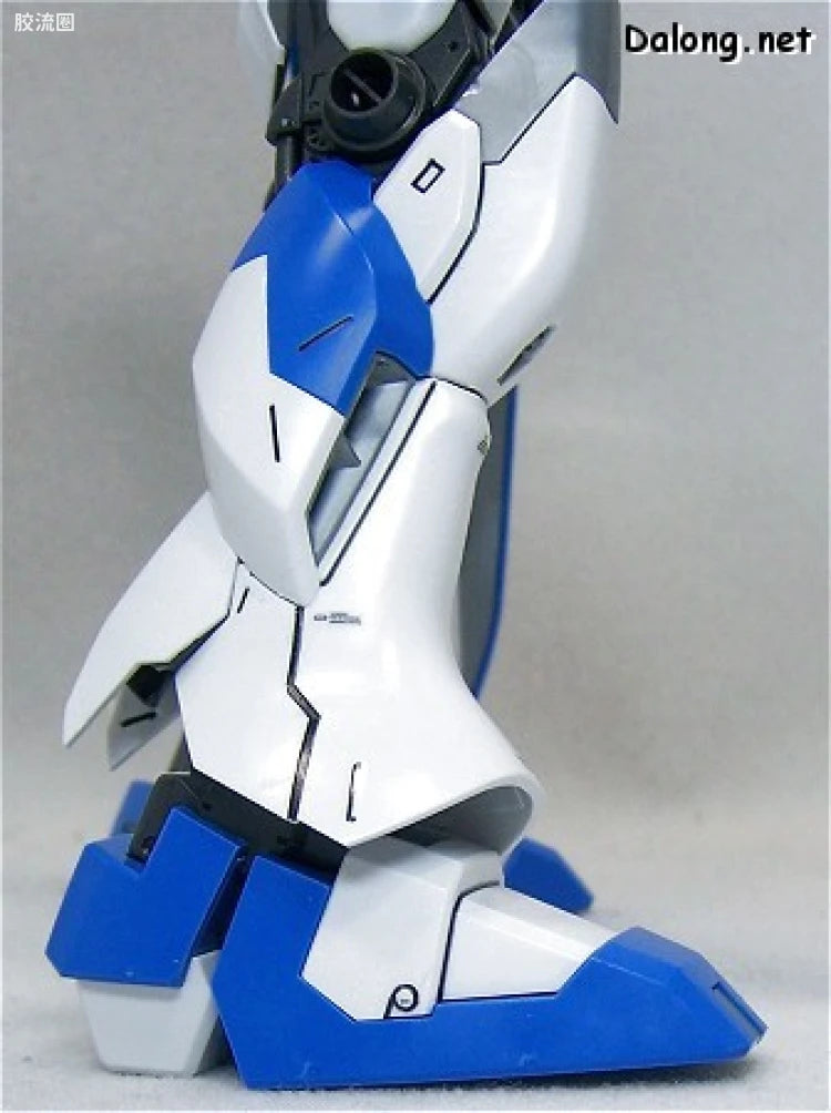 Bandai MG 1/100 Hi-ν Gundam