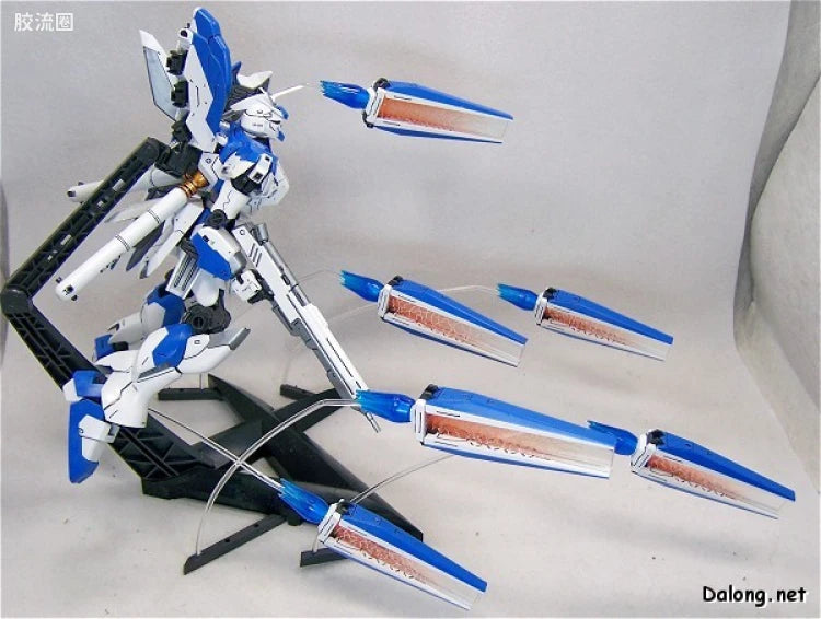 Bandai MG 1/100 Hi-ν Gundam