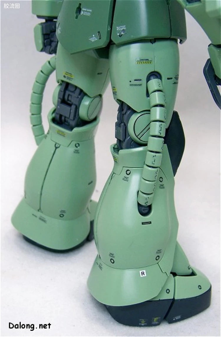 Bandai MG 1/100 MS-06J Zaku II Ver.2.0