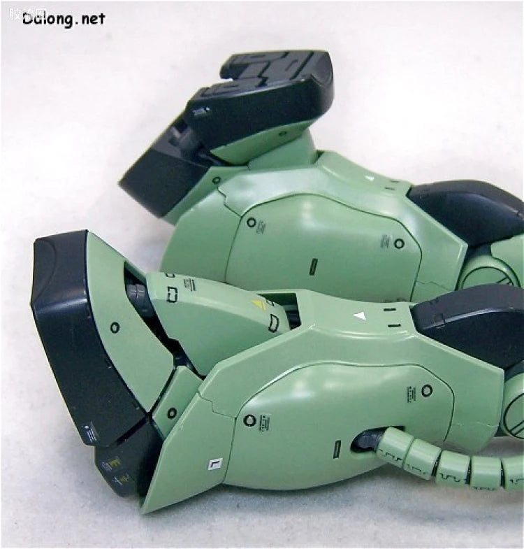 Bandai MG 1/100 MS-06J Zaku II Ver.2.0