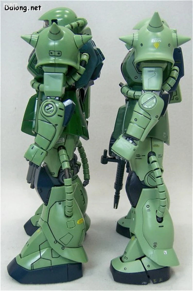 Bandai MG 1/100 MS-06J Zaku II Ver.2.0