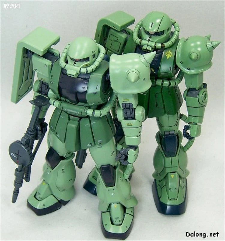 Bandai MG 1/100 MS-06J Zaku II Ver.2.0