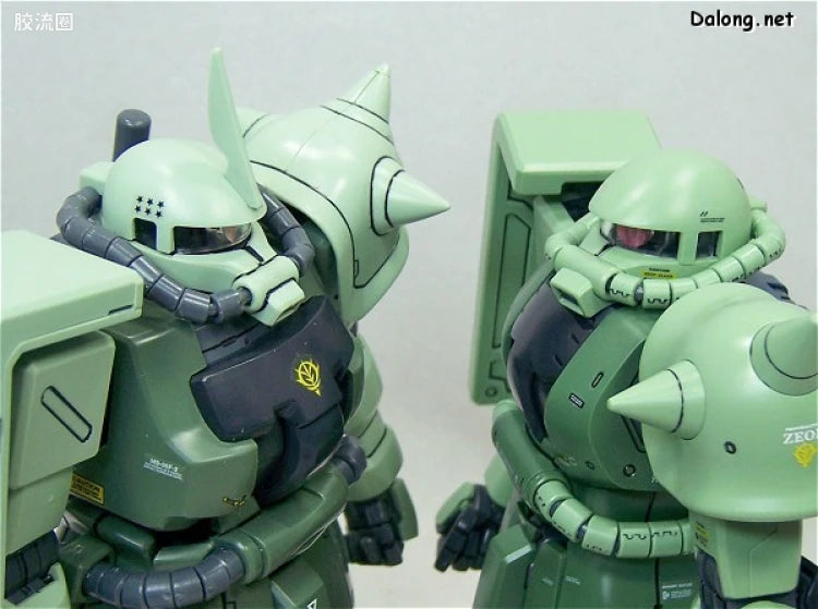 Bandai MG 1/100 MS-06J Zaku II Ver.2.0