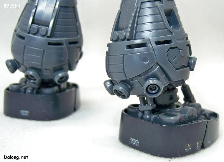 Bandai MG 1/100 MS-06S Char's Zaku II Ver.2.0