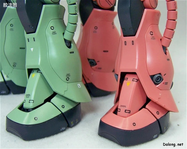 Bandai MG 1/100 MS-06S Char's Zaku II Ver.2.0