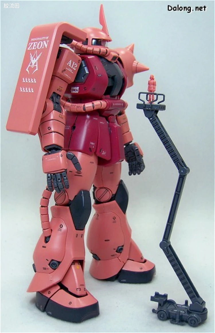 Bandai MG 1/100 MS-06S Char's Zaku II Ver.2.0