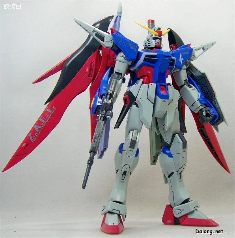 Bandai MG 1/100 ZGMF-X42S Destiny Gundam