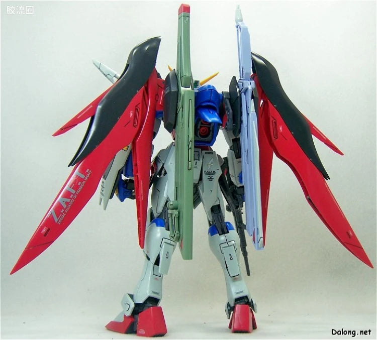 Bandai MG 1/100 ZGMF-X42S Destiny Gundam