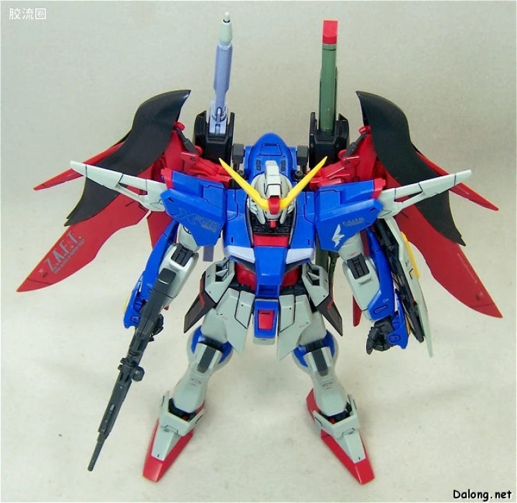 Bandai MG 1/100 ZGMF-X42S Destiny Gundam