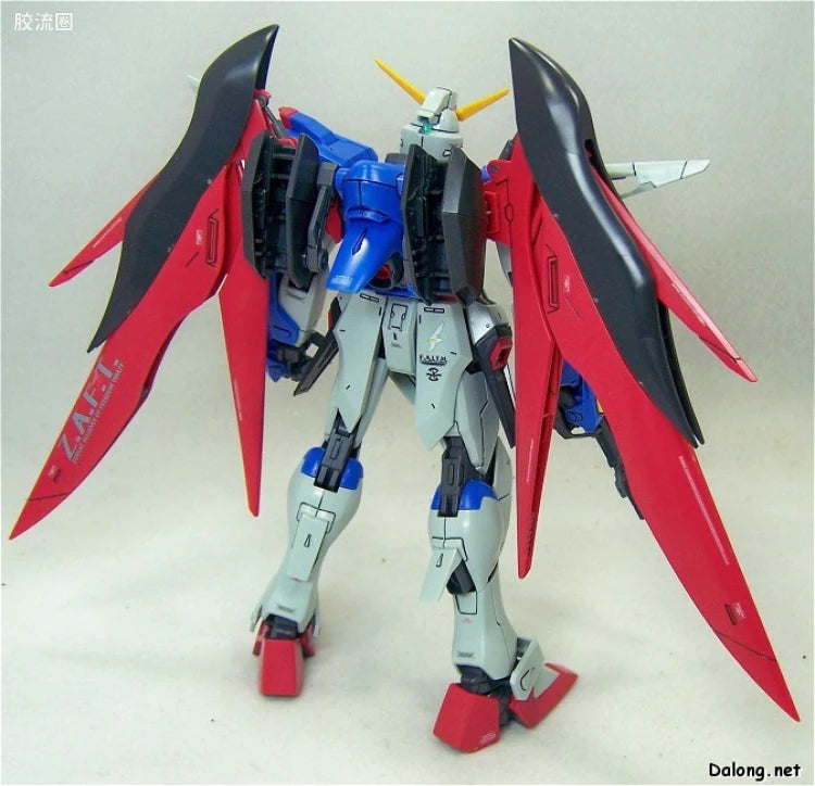 Bandai MG 1/100 ZGMF-X42S Destiny Gundam