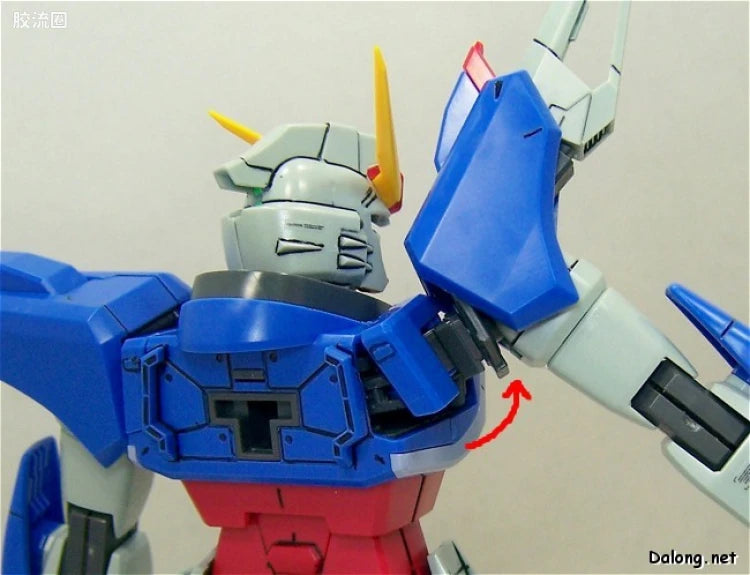 Bandai MG 1/100 ZGMF-X42S Destiny Gundam
