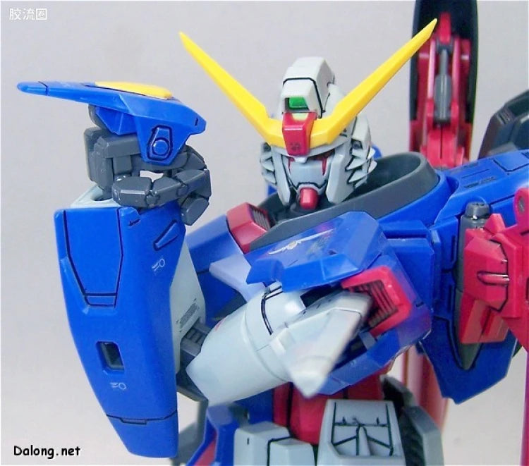 Bandai MG 1/100 ZGMF-X42S Destiny Gundam