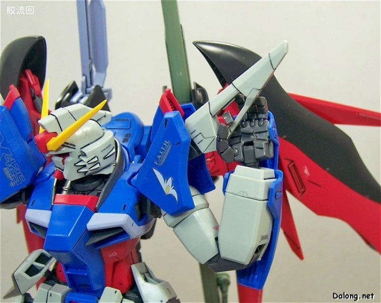 Bandai MG 1/100 ZGMF-X42S Destiny Gundam