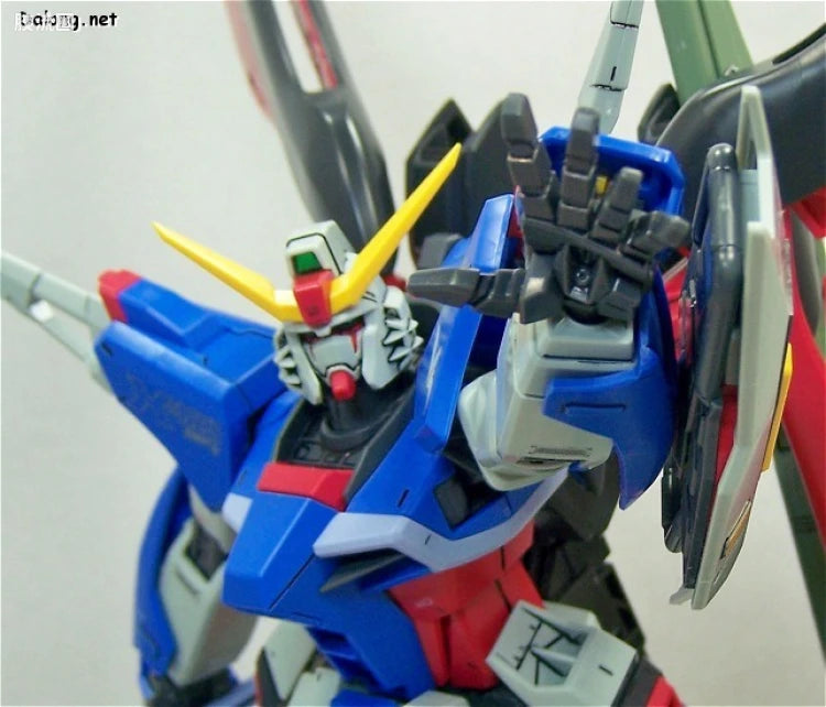 Bandai MG 1/100 ZGMF-X42S Destiny Gundam