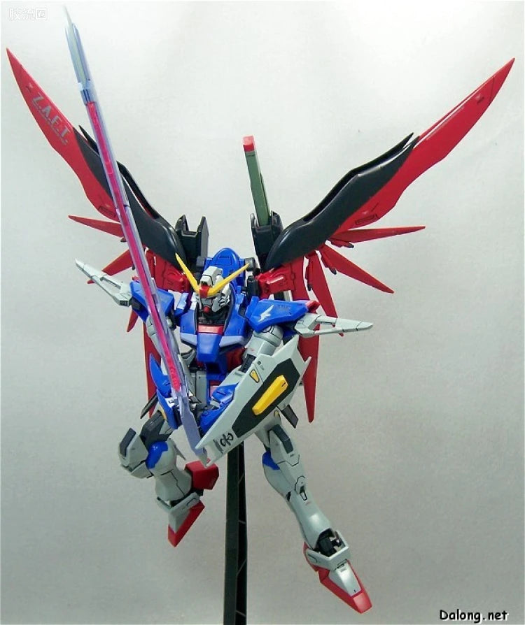 Bandai MG 1/100 ZGMF-X42S Destiny Gundam