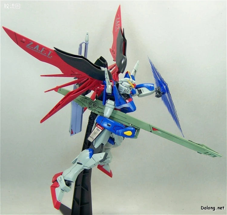 Bandai MG 1/100 ZGMF-X42S Destiny Gundam