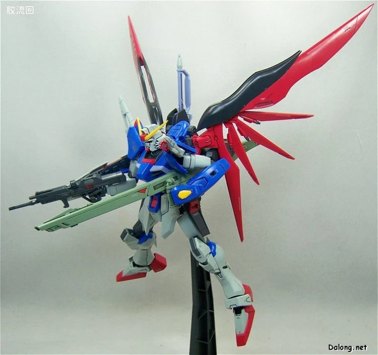 Bandai MG 1/100 ZGMF-X42S Destiny Gundam