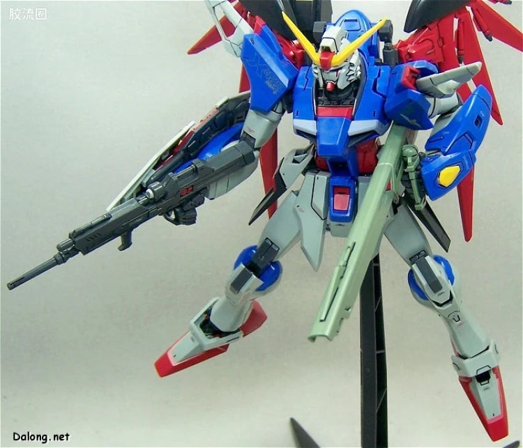 Bandai MG 1/100 ZGMF-X42S Destiny Gundam