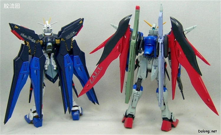 Bandai MG 1/100 ZGMF-X42S Destiny Gundam