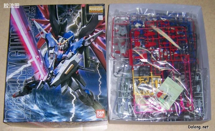 Bandai MG 1/100 ZGMF-X42S Destiny Gundam