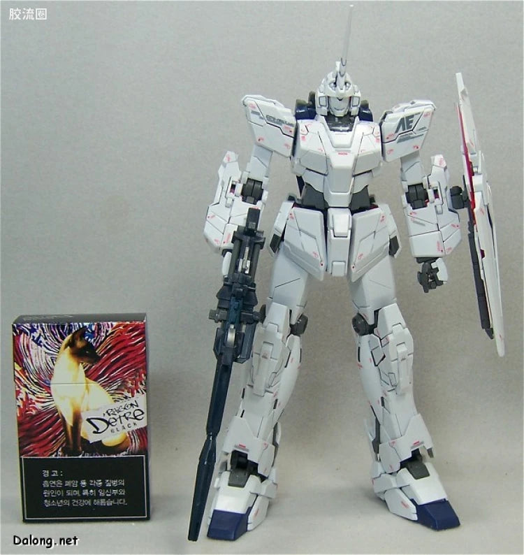 Bandai MG 1/100 RX-0 Unicorn Gundam (Ver.Ka)