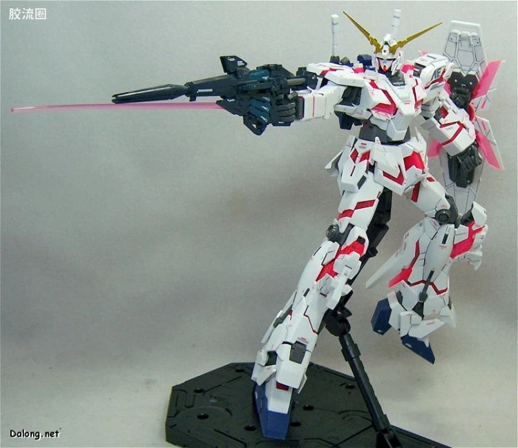 Bandai MG 1/100 RX-0 Unicorn Gundam (Ver.Ka)