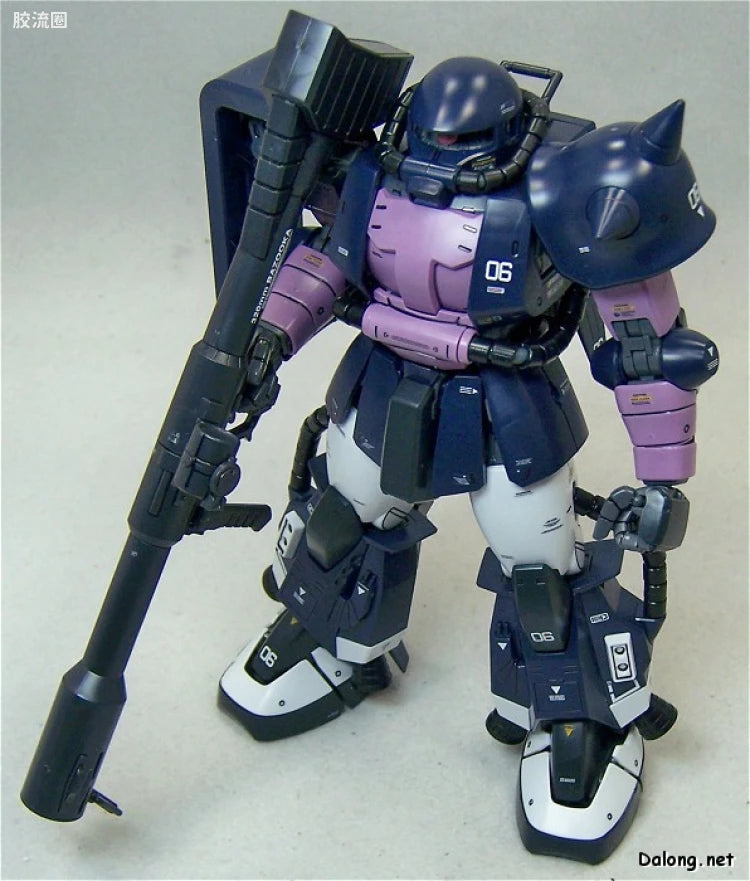 Bandai MG 1/100 MS-06R-1A Zaku II (Black Tri-Stars) (Ver.2.0)