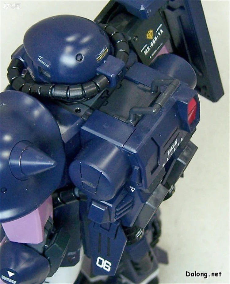Bandai MG 1/100 MS-06R-1A Zaku II (Black Tri-Stars) (Ver.2.0)