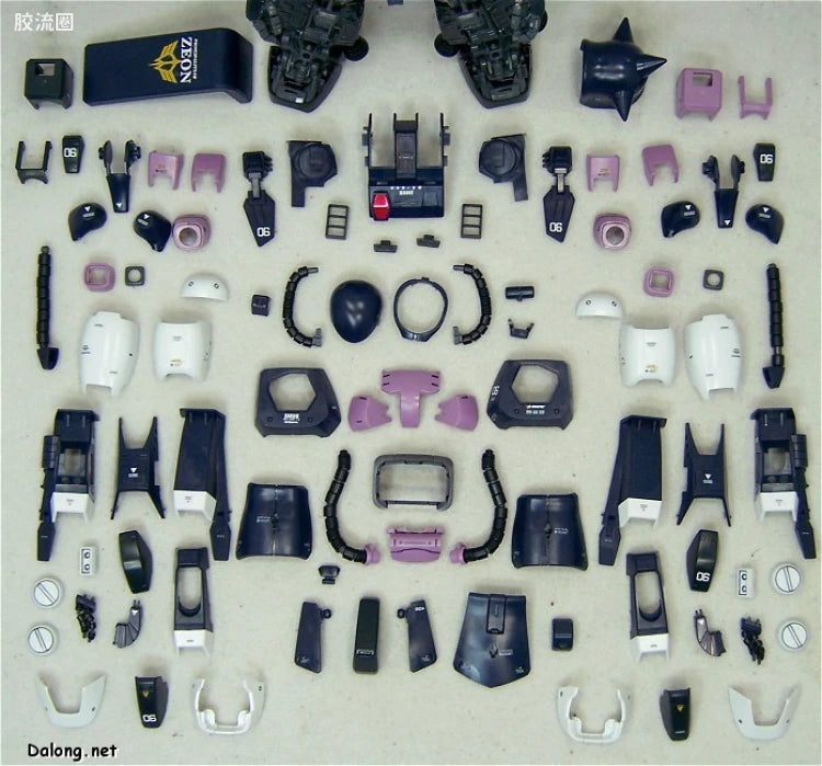 Bandai MG 1/100 MS-06R-1A Zaku II (Black Tri-Stars) (Ver.2.0)