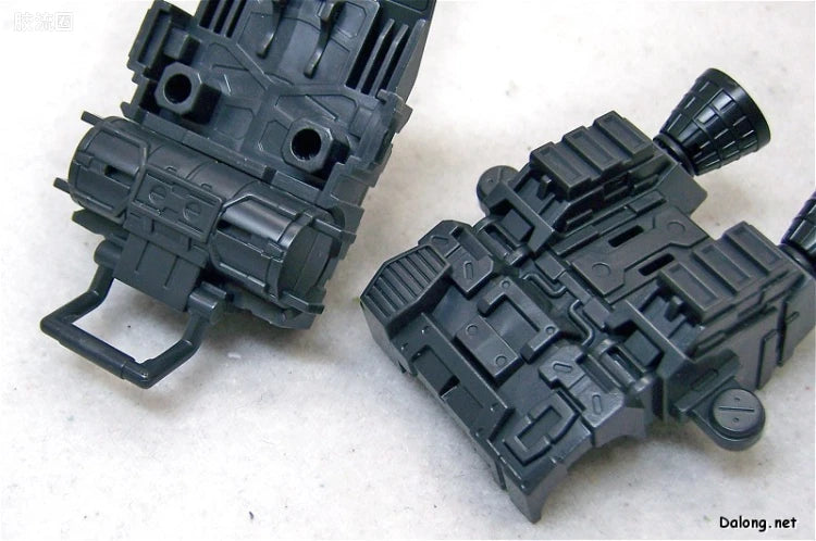 Bandai MG 1/100 MS-06R-1A Zaku II (Black Tri-Stars) (Ver.2.0)