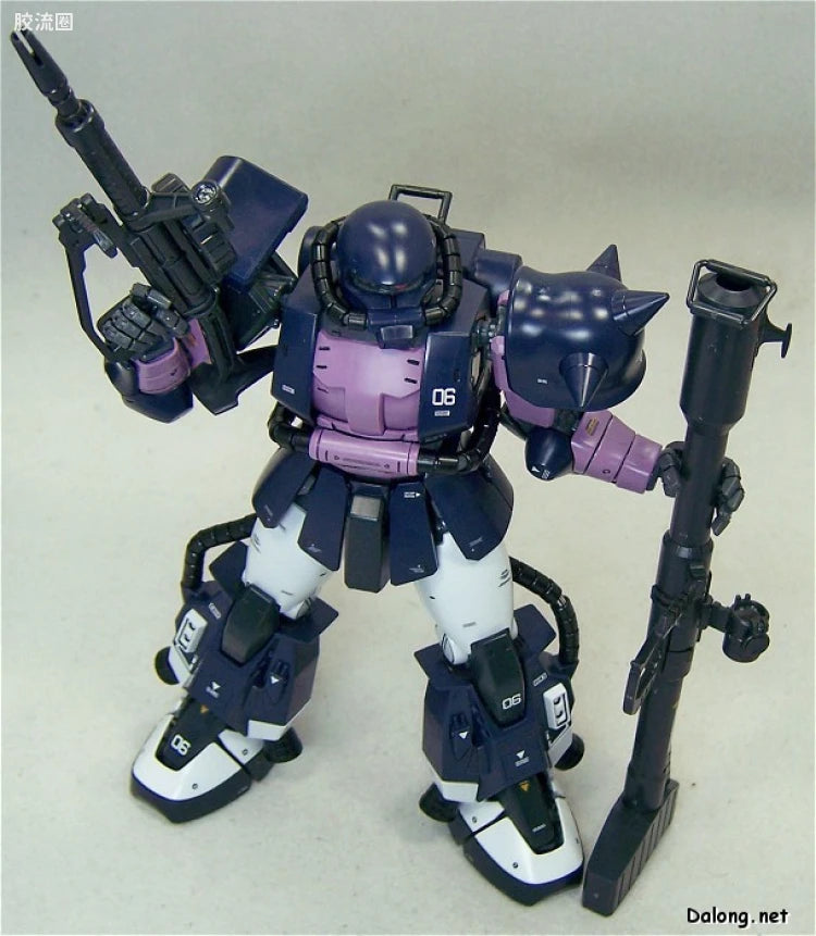 Bandai MG 1/100 MS-06R-1A Zaku II (Black Tri-Stars) (Ver.2.0)