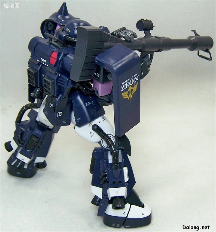 Bandai MG 1/100 MS-06R-1A Zaku II (Black Tri-Stars) (Ver.2.0)