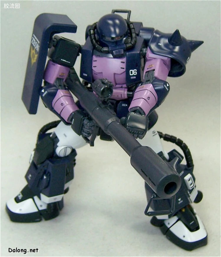 Bandai MG 1/100 MS-06R-1A Zaku II (Black Tri-Stars) (Ver.2.0)