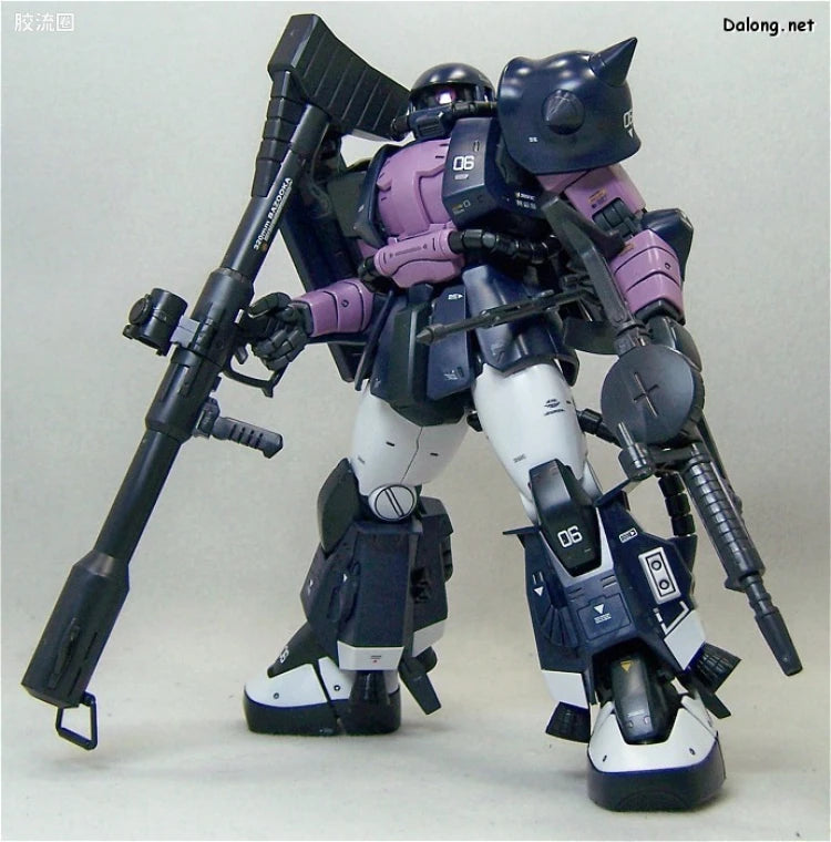 Bandai MG 1/100 MS-06R-1A Zaku II (Black Tri-Stars) (Ver.2.0)