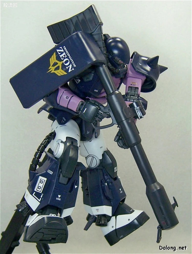 Bandai MG 1/100 MS-06R-1A Zaku II (Black Tri-Stars) (Ver.2.0)