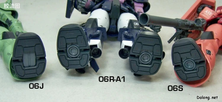 Bandai MG 1/100 MS-06R-1A Zaku II (Black Tri-Stars) (Ver.2.0)