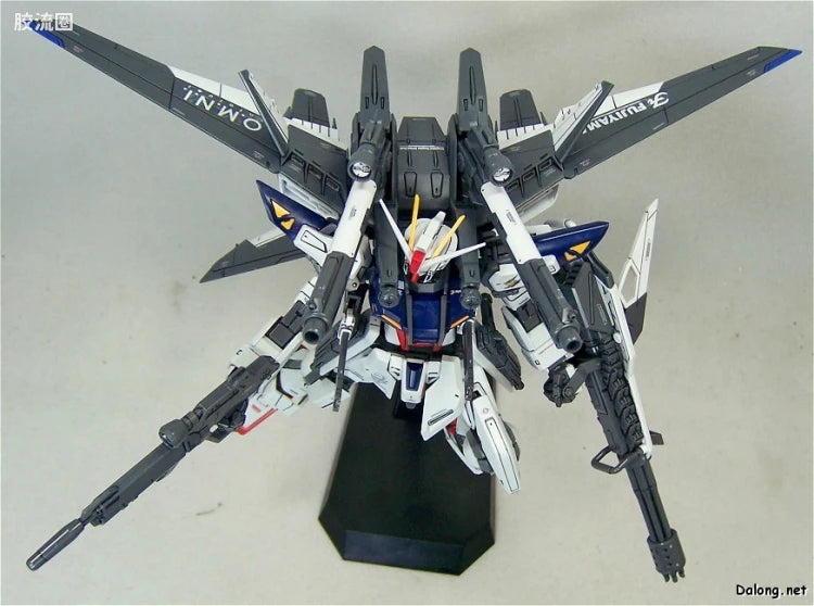 Bandai MG 1/100 GAT-X105E+AQM/E-M1 Strike Gundam E IWSP (Lukas O'Donnell Custom)
