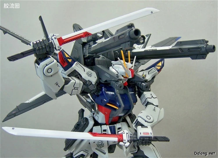 Bandai MG 1/100 GAT-X105E+AQM/E-M1 Strike Gundam E IWSP (Lukas O'Donnell Custom)