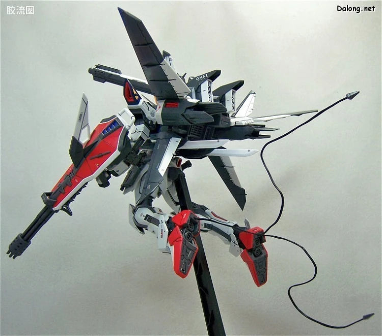 Bandai MG 1/100 GAT-X105E+AQM/E-M1 Strike Gundam E IWSP (Lukas O'Donnell Custom)