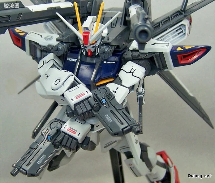 Bandai MG 1/100 GAT-X105E+AQM/E-M1 Strike Gundam E IWSP (Lukas O'Donnell Custom)