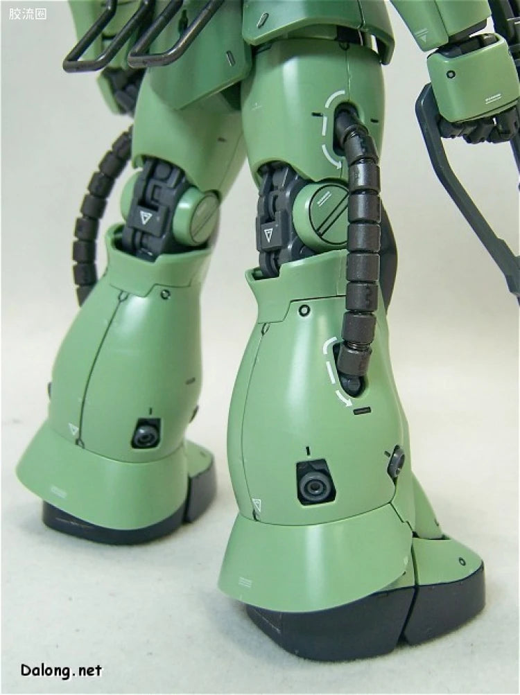 Bandai MG 1/100 MS-06F Zaku Minelayer