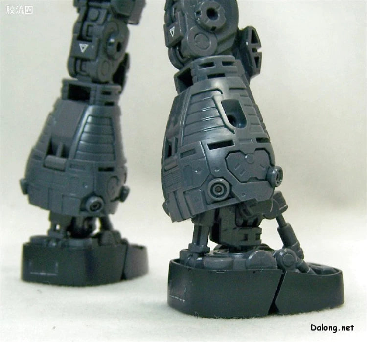 Bandai MG 1/100 MS-06F Zaku Minelayer